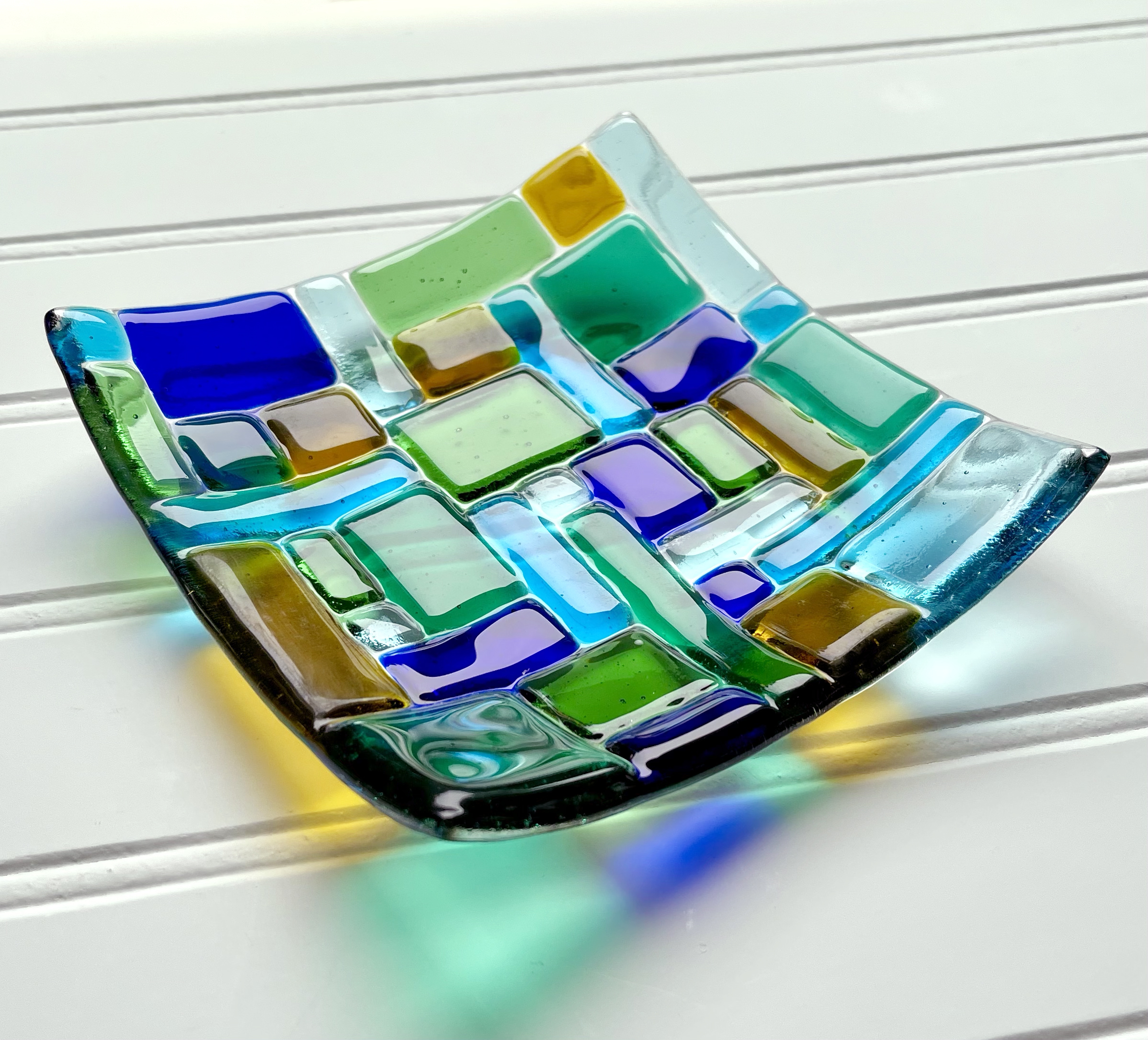 Featured: Accent Glass Mosaic Dish